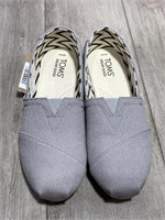 Toms Ladies Classic Canvas Shoes Size 6 (Light