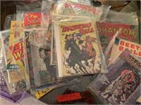 Lot of 21 Comic Books