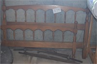 MAPLE TWIN BED FRAME, NO RAILS