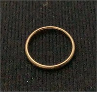 Size 4 10k Gold Ring