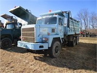 1989 Int. Paystar 5000 T/A Dump Truck,