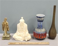 Carved Hardstone Figure & Objects d'Art