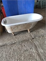 5 foot cast-iron vintage bathtub comes with