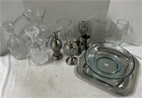 Assortment of Bathroom Supplies/Decor Bucket