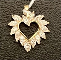 14K GOLD HEART PENDANT- GOLD WEIGHT APPROXIMATELY