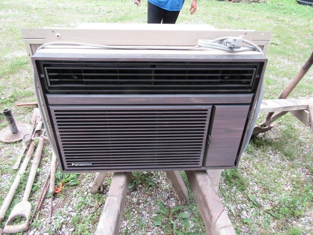 AIR CONDITIONER