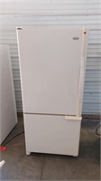 65x29x30in Amana refrigerator