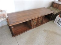 Vintage coffee table with storage