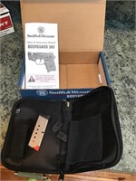 Smith and Wesson bodyguard 380 box sleeve