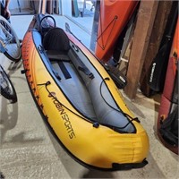 10' Inflatable Raft w pump & paddle