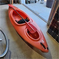 10' Plastic Kayak w paddles