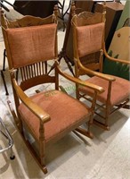 2 antique oak rocking chairs, with the same