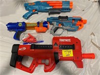 GROUP OF NERF GUNS