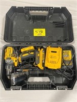 DEWALT BATTERY POWERED DRILL SET