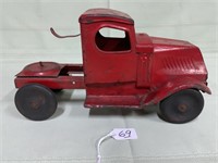Possibly Early Mack tractor 24" long