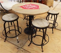 Lone Star Beer Table with (4) Stools, Industrial