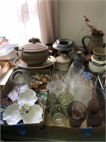 Glassware, home decor, assorted vases