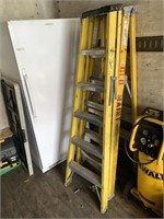 Lot with 2 fiberglass aluminum ladders 6 ft. indus