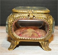 VINTAGE GLASS TRINKET BOX