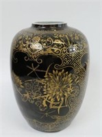 Chinese 19th century Famille Noire porcelain vase