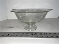 Vintage decorative glass bowl