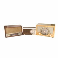 Collection of (3) Vintage Zenith AM FM Radios