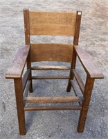 LOVELY 1910 MISSION OAK ARM CHAIR GREAT PROJECT