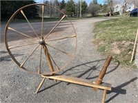 BEAUTIFUL ANTIQUE WOODEN WOOL WINDER GREAT DECOR