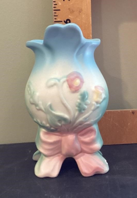 Hull Pottery "Bowknot" vase