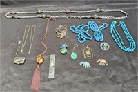 Group of vintage ladies' costume jewelry