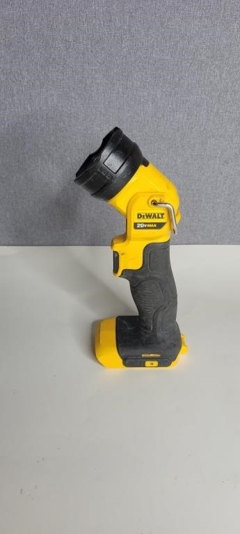 DEWALT 20V FLASHLIGHT