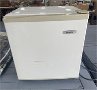 Haier Mini Fridge