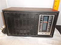 Retro AM/ FM Radio