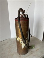 Sprayer-Fire Extinguisher