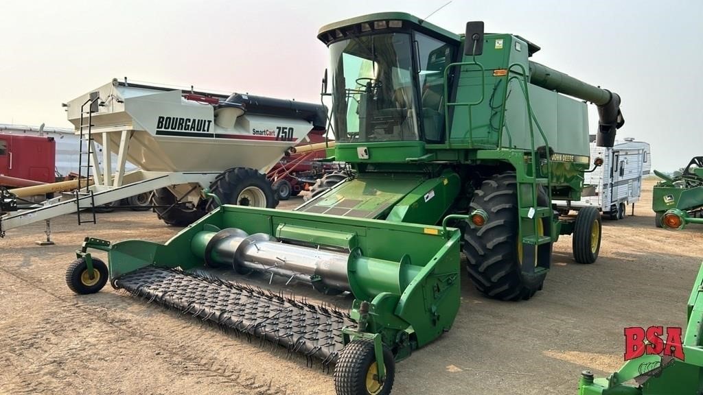 1992 JD 9500 Combine