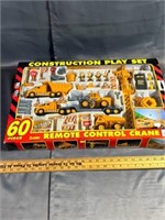 60 piece construction set, remote control crane