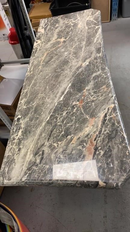 53x19x28in Marble table