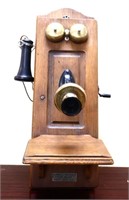 Vntg oak wall Chicago Telephone made in Indiana