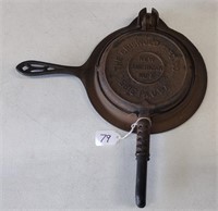 Griswold No. 7 Waffle Iron w/Heat Ring 973A/968B