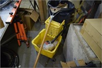 Rolling Mop Bucket / Mop & Mop Heads