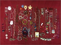 86 pieces of teen early 2000s jewelry. 17