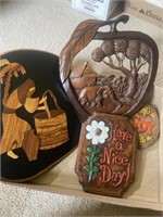 4 Wall Decor - wooden ceramic