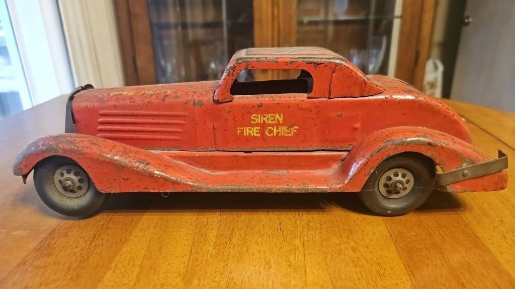 Vintage Marx Girard Siren Fire Chief Wind Up