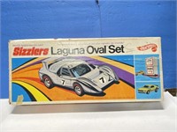 Hot Wheels Sizzlers Laguna Oval Set