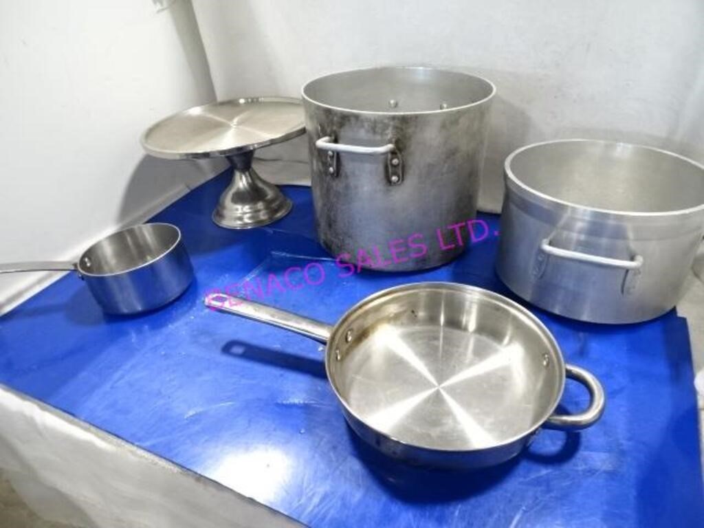 LOT,2 STOCK POTS,2 CAKE STANDS,3 FRY PANS,1