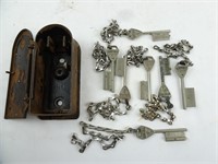 Vintage Detex Watchclock Station 7 Keys & Box Set
