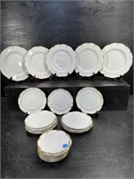 24 PIECES OF ROSENTHAL CLASSIC ROSE CHINA