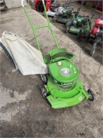 Lawnboy Deluxe 19 mower - runs