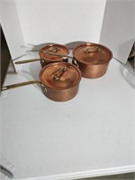 Set of 3 vintage copper sauce pans with lids and