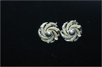 Pair of Twisted Claw Design Ear Clip-Ons